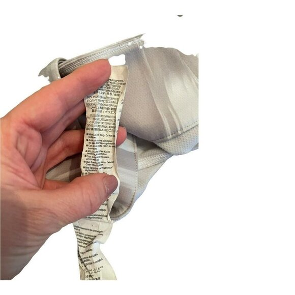 Under Armour Womens Fitted Cold Gear Gray and White 1/4 zip Pullover XL Shirt - Picture 5 of 8